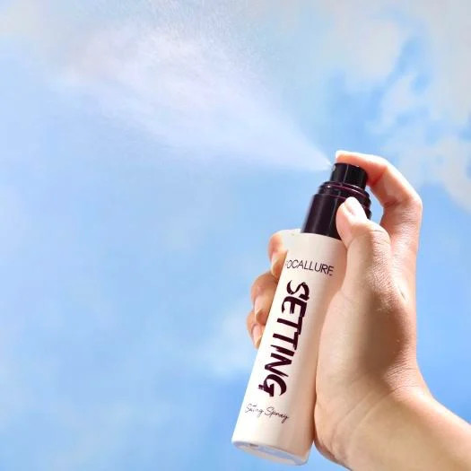 xịt khóa nền Focallure